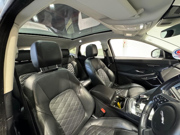 Used Jaguar E-Pace 2018 for sale - 75298430: Photo 14