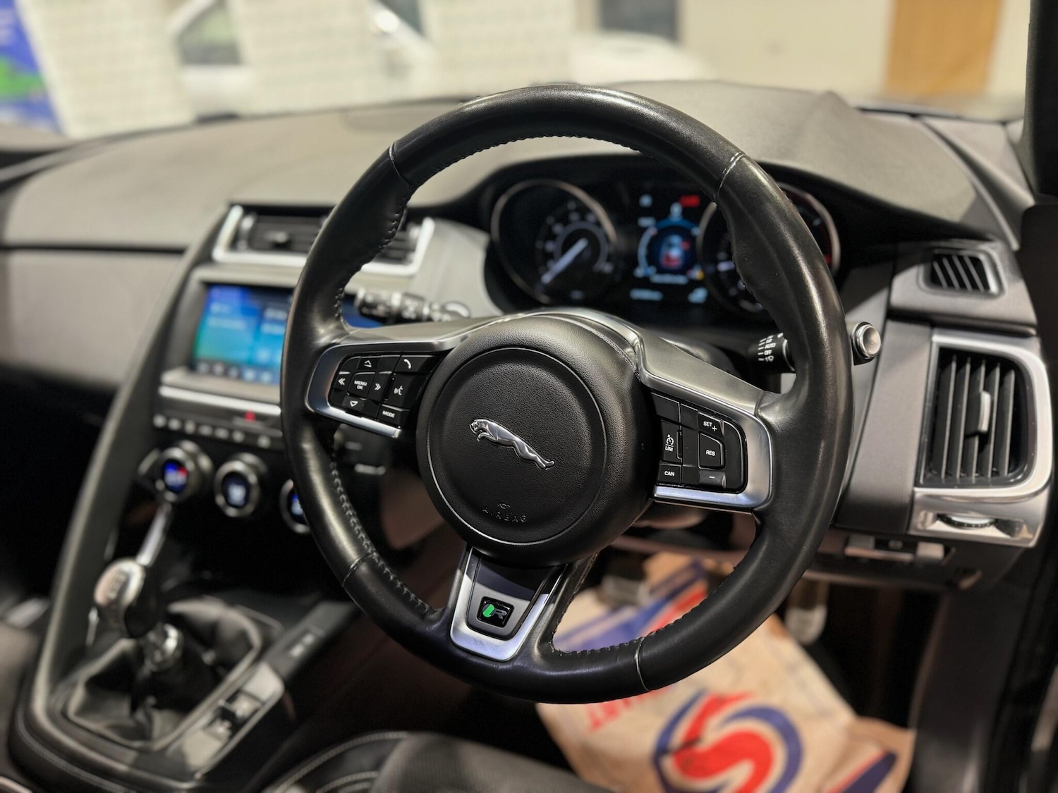 Used Jaguar E-Pace 2019 for sale - 76898305: Photo 12