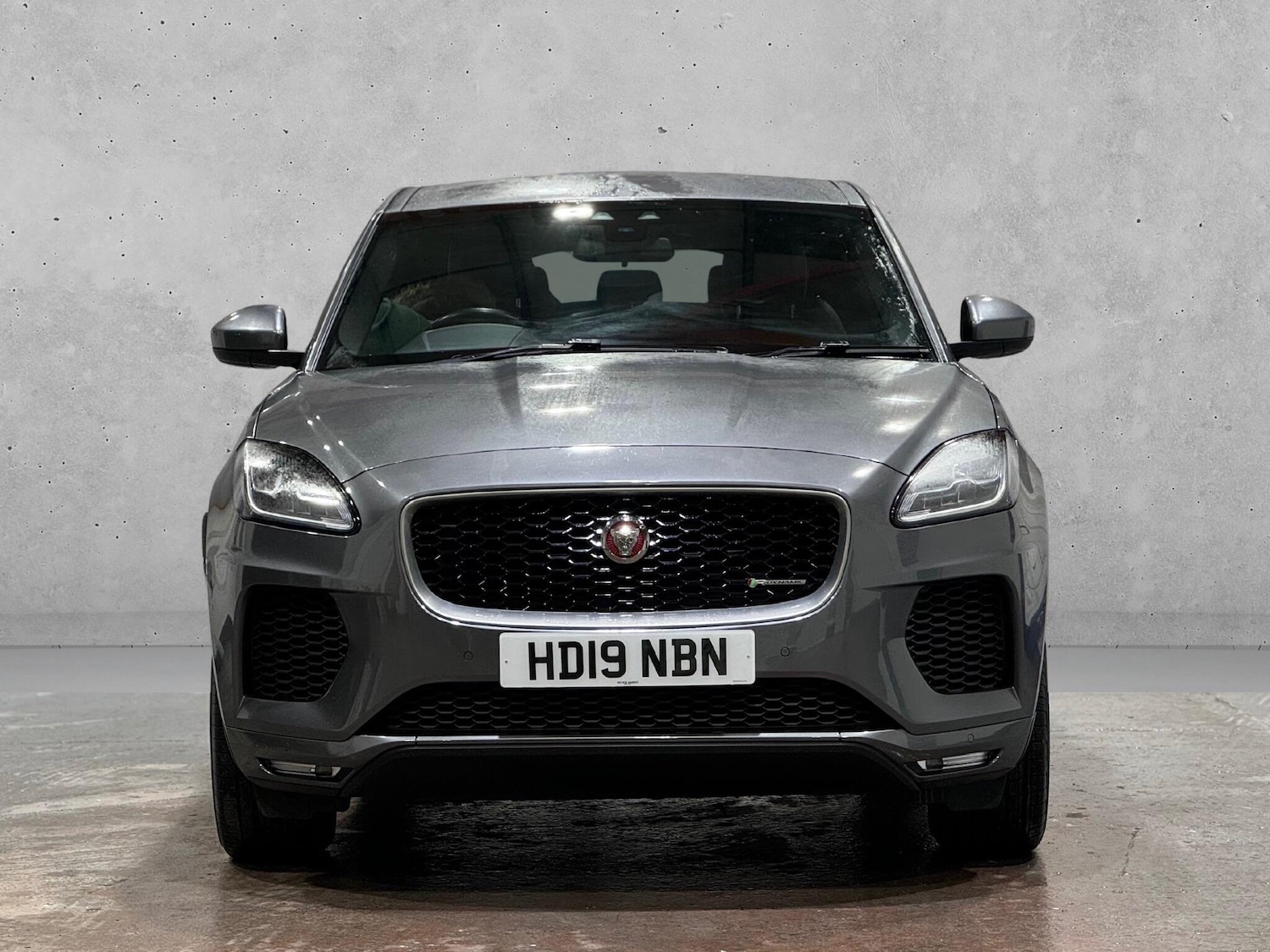 Used Jaguar E-Pace 2019 for sale - 76898305: Photo 2