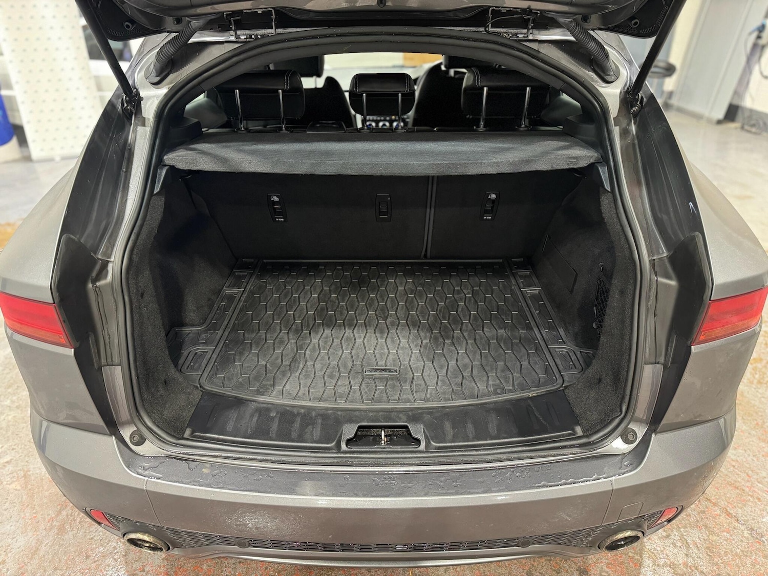 Used Jaguar E-Pace 2019 for sale - 76898305: Photo 20