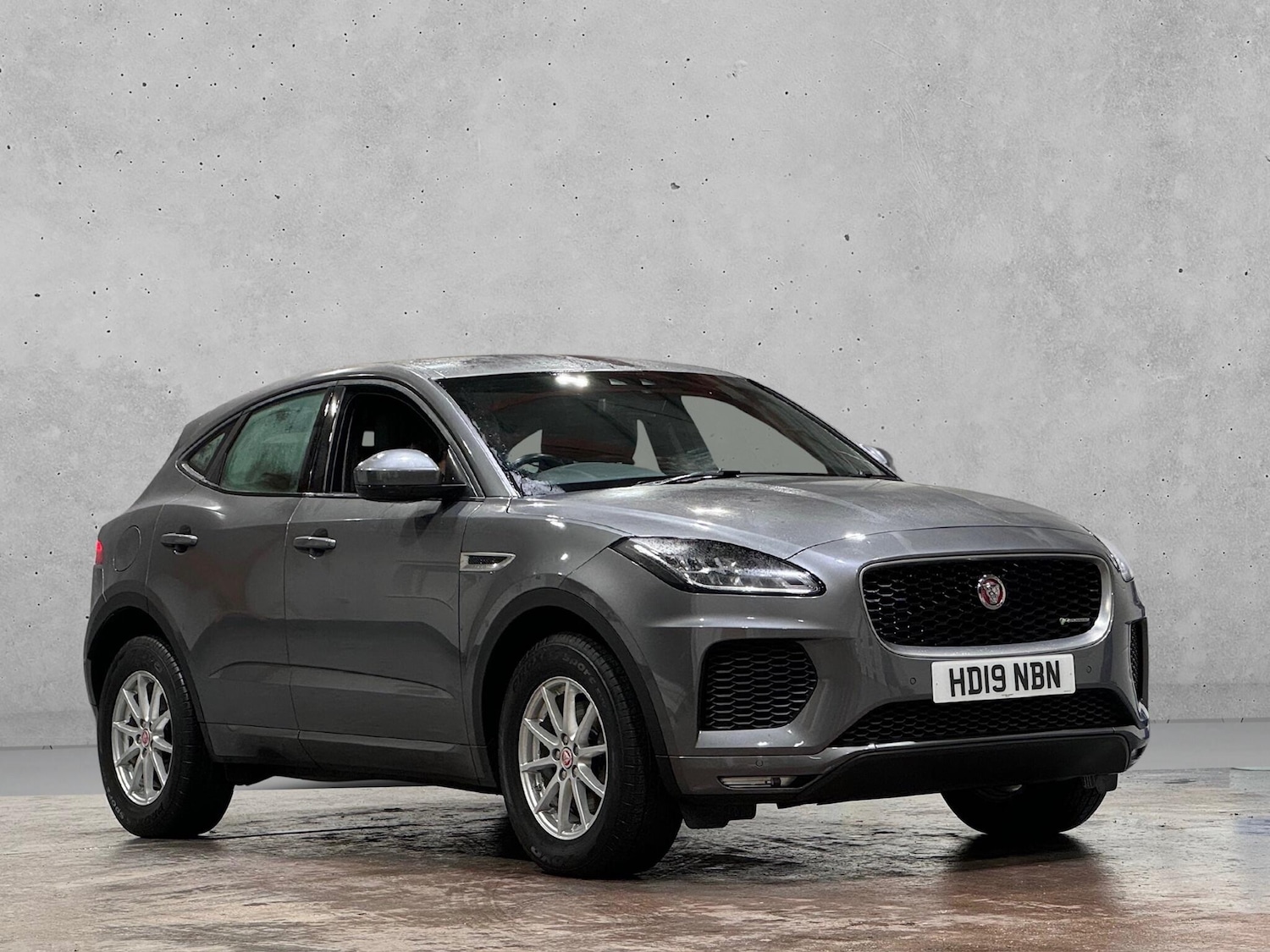 Used Jaguar E-Pace 2019 for sale - 76898305: Photo 3