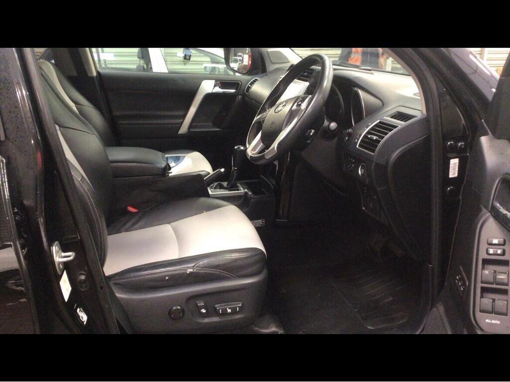 Used Toyota Land Cruiser 2015 for sale - 76689557: Photo 4