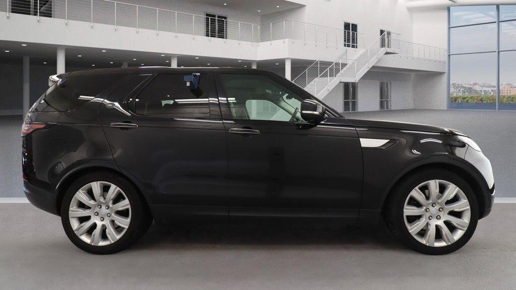 Used Land Rover Discovery 2017 for sale - 76167343: Photo 5