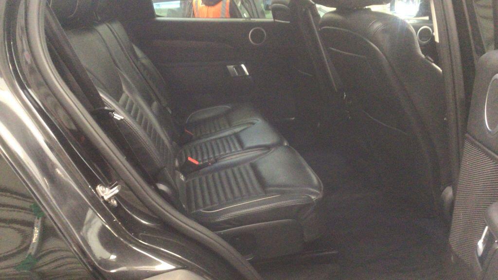 Used Land Rover Discovery 2017 for sale - 76167343: Photo 8