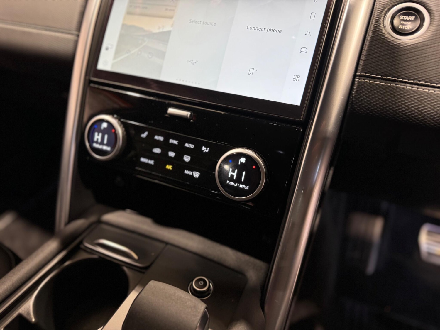 Used Land Rover Discovery 2022 for sale - 77163666: Photo 12