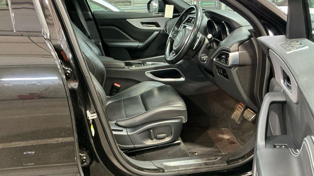 Used Jaguar F-Pace 2018 for sale - 77131292: Photo 5