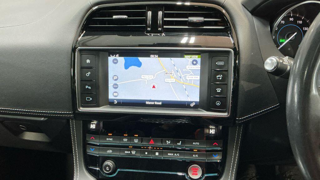 Used Jaguar F-Pace 2018 for sale - 77131292: Photo 7