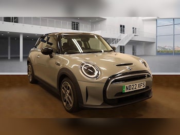 Used MINI Hatch 2022 for sale - 75965504: Photo