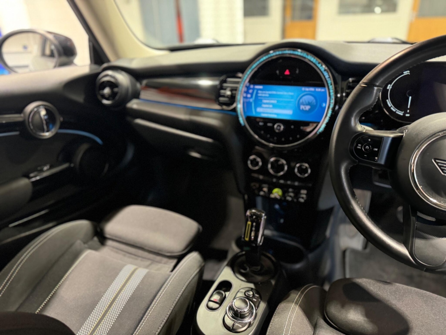 Used MINI Hatch 2022 for sale - 76989001: Photo 12