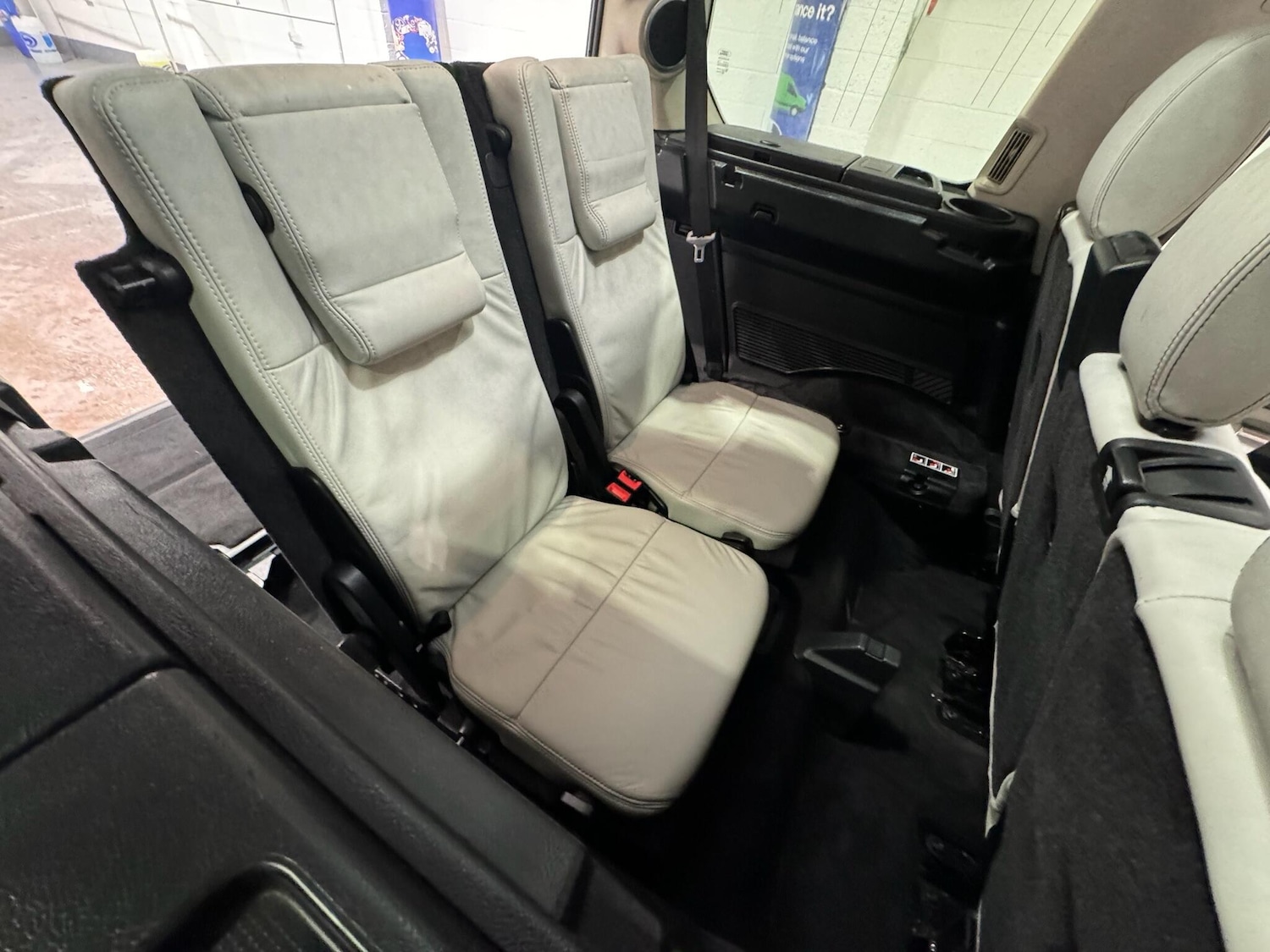 Used Land Rover Discovery 2014 for sale - 76898487: Photo 12