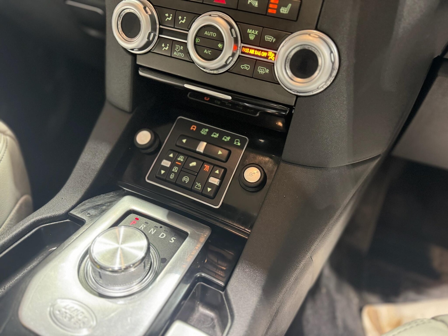 Used Land Rover Discovery 2014 for sale - 76898487: Photo 20