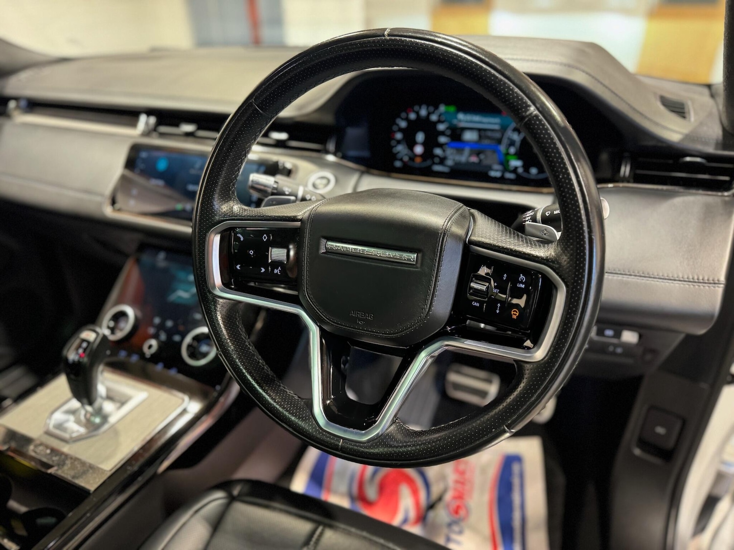 Used Land Rover Range Rover Evoque 2021 for sale - 76166368: Photo 9