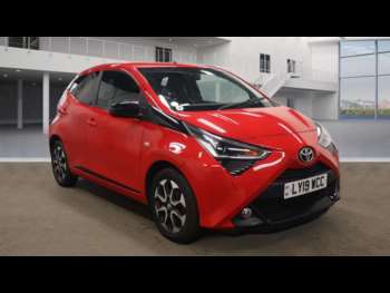(19) - 1.0 VVT-i x-trend Funroof x-shift Euro 6 5dr