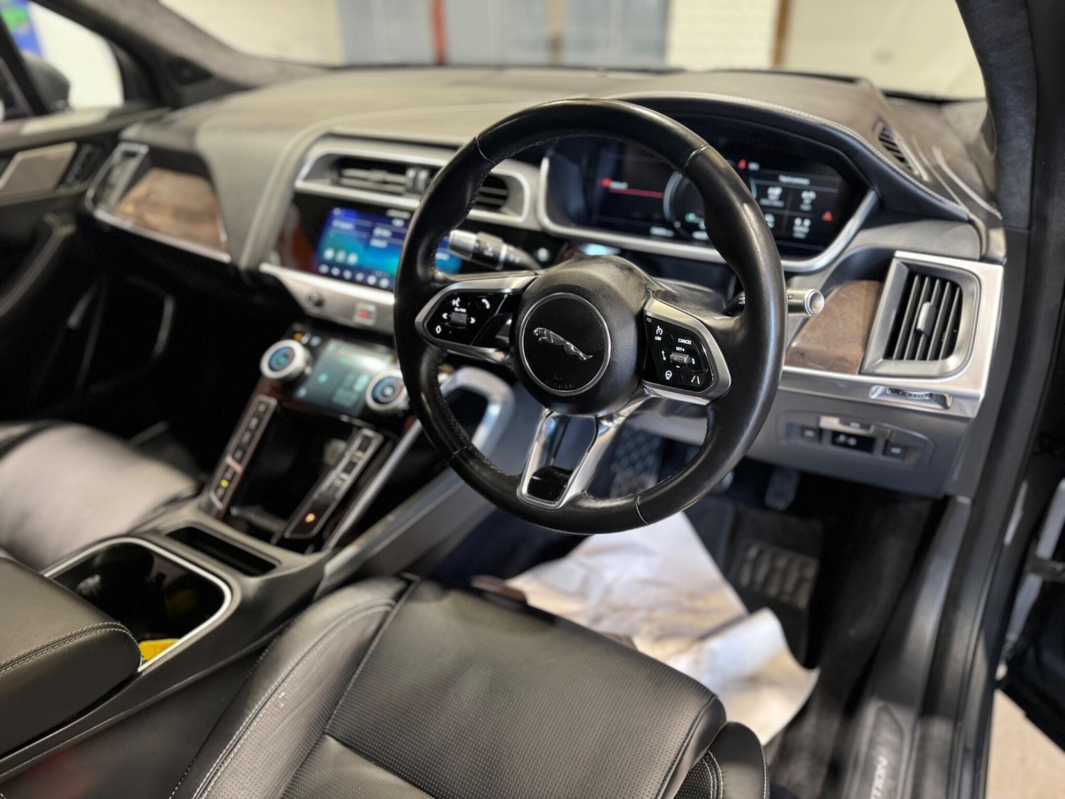 Used Jaguar I-Pace 2019 for sale - 76989062: Photo 8