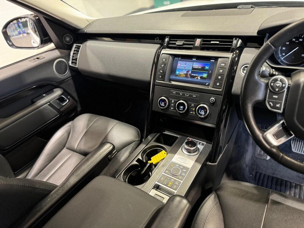 Used Land Rover Discovery 2018 for sale - 76432330: Photo 11