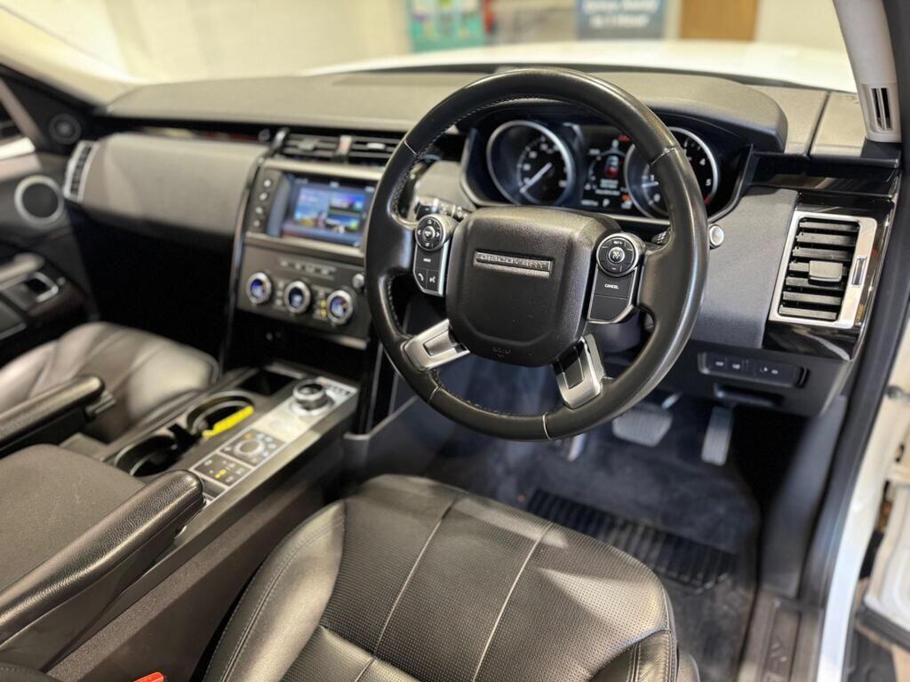 Used Land Rover Discovery 2018 for sale - 76432330: Photo 8