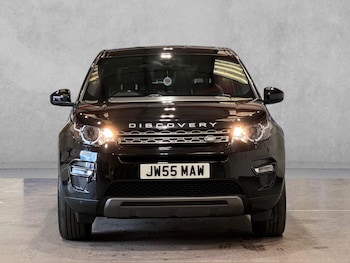 Used Land Rover Discovery Sport 2018 for sale - 75464172: Photo