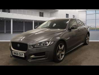 Used Jaguar XE 2018 for sale - 75174438: Photo