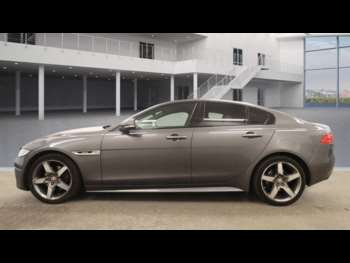 Used Jaguar XE 2018 for sale - 75174438: Photo