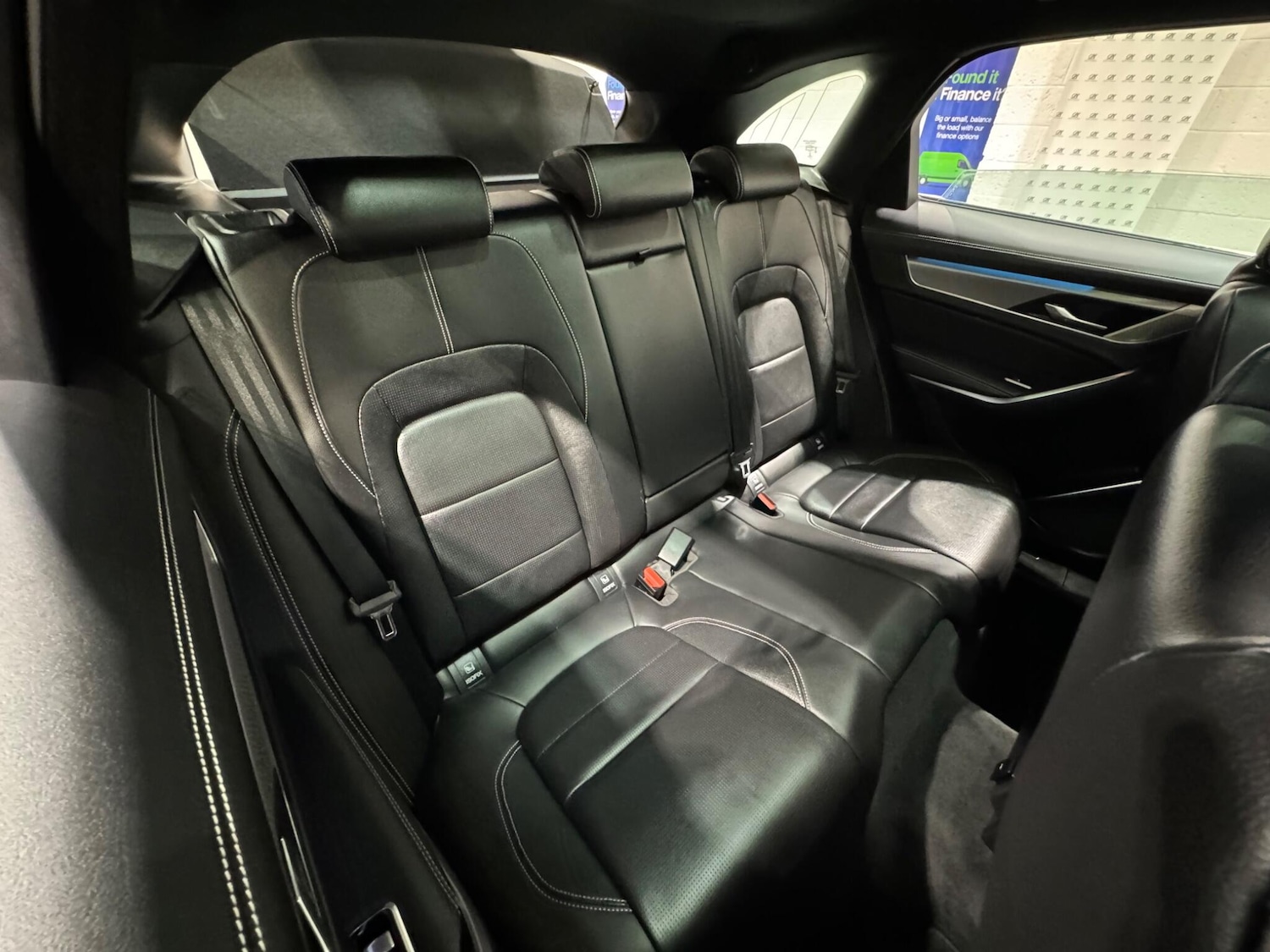 Used Jaguar F-Pace 2023 for sale - 76295811: Photo 18