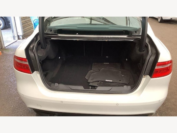 Used Jaguar XE 2017 for sale - 76121731: Photo 11