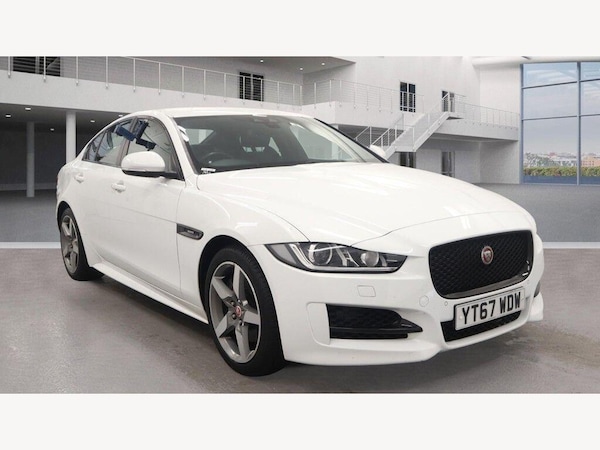 Used Jaguar XE 2017 for sale - 76121731: Photo 1