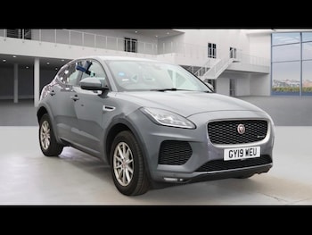 Used Jaguar E-Pace 2019 for sale - 75532440: Photo