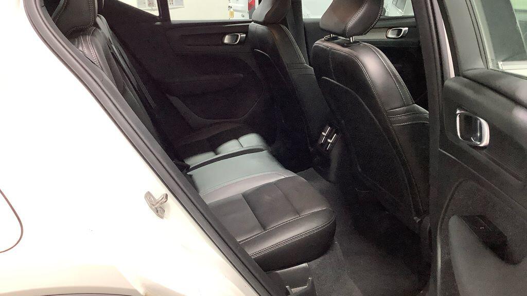 Used Volvo XC40 2021 for sale - 77131286: Photo 7