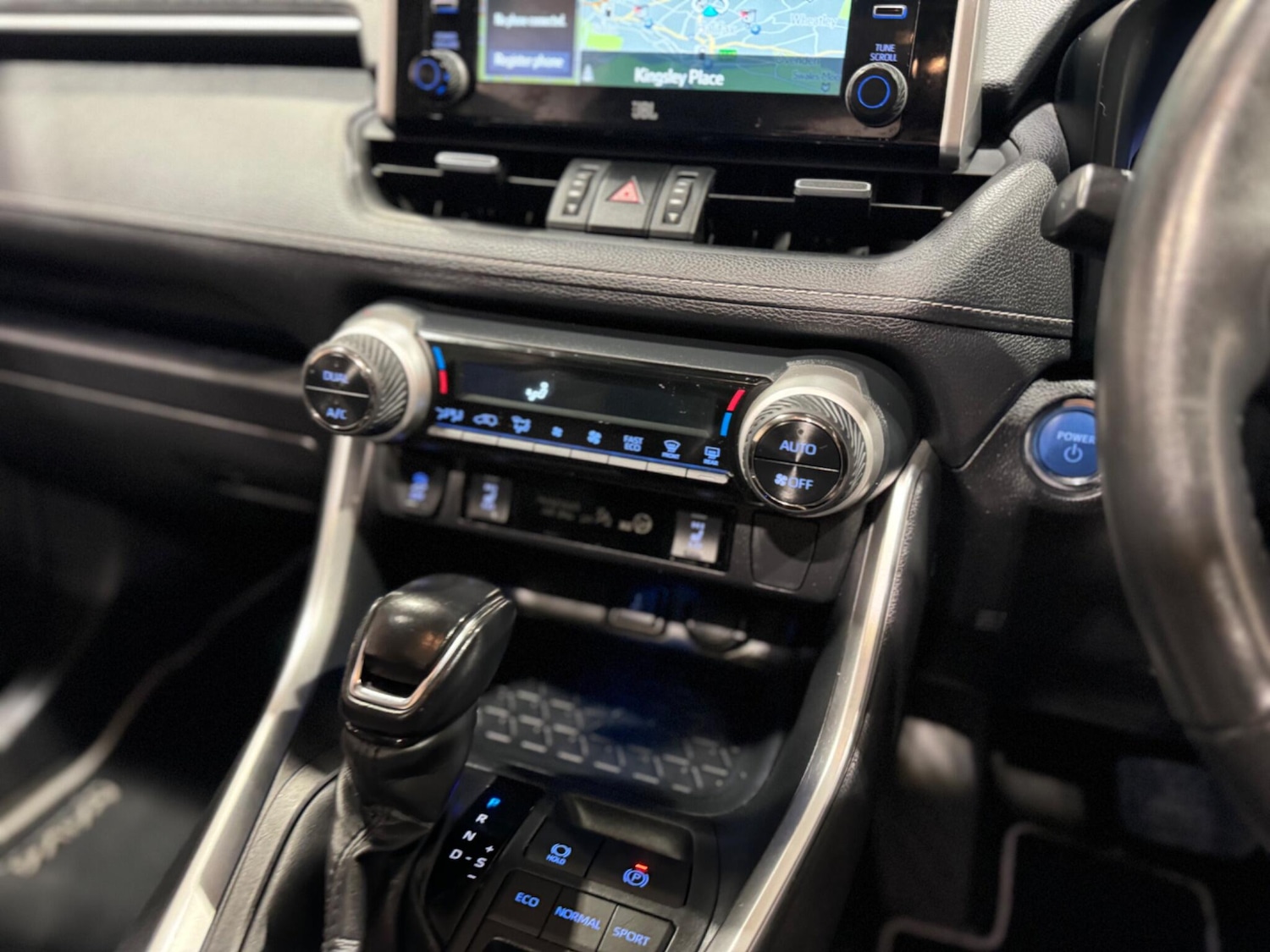 Used Toyota RAV4 2021 for sale - 76996573: Photo 13