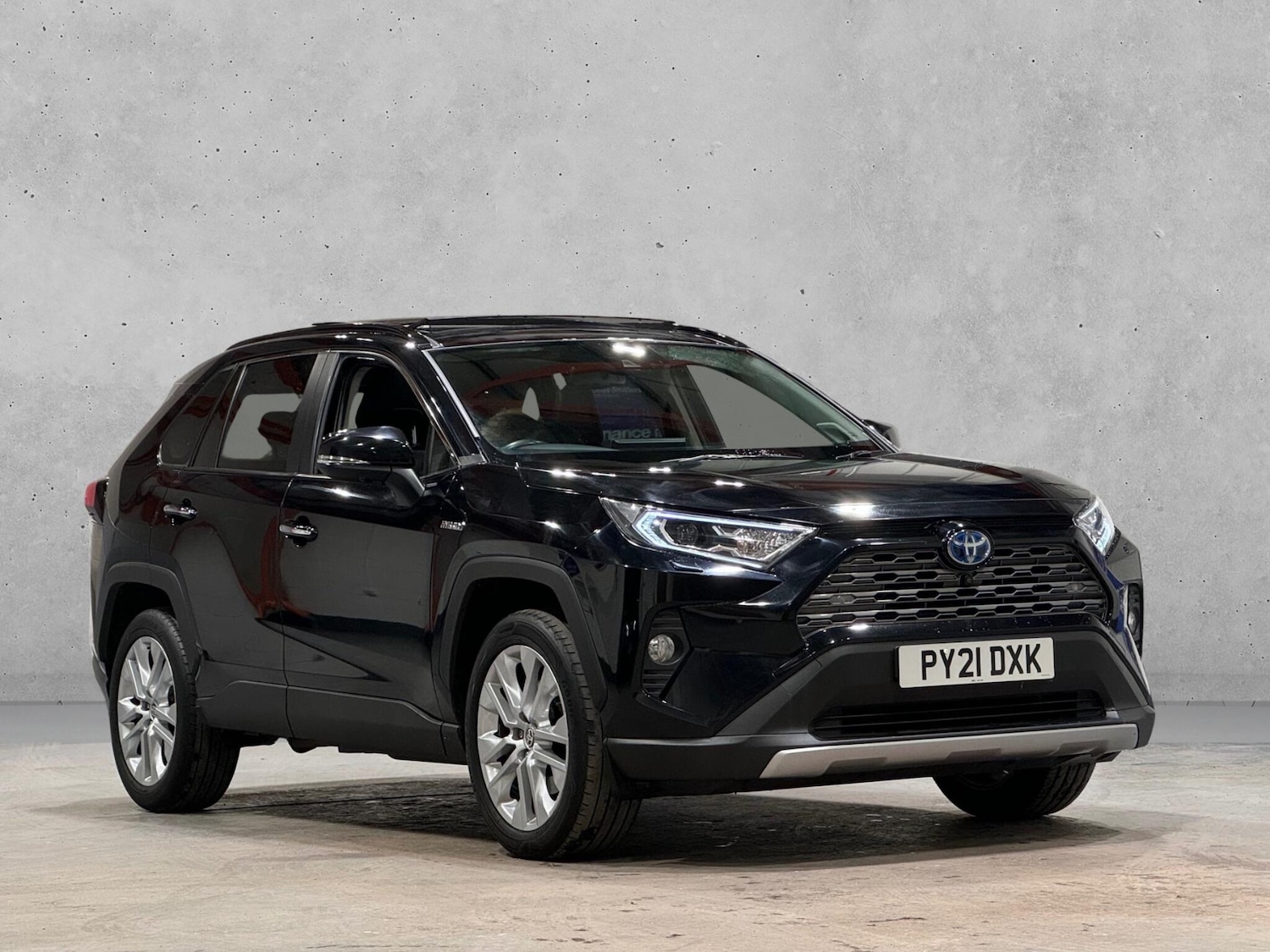 Used Toyota RAV4 2021 for sale - 76996573: Photo 3