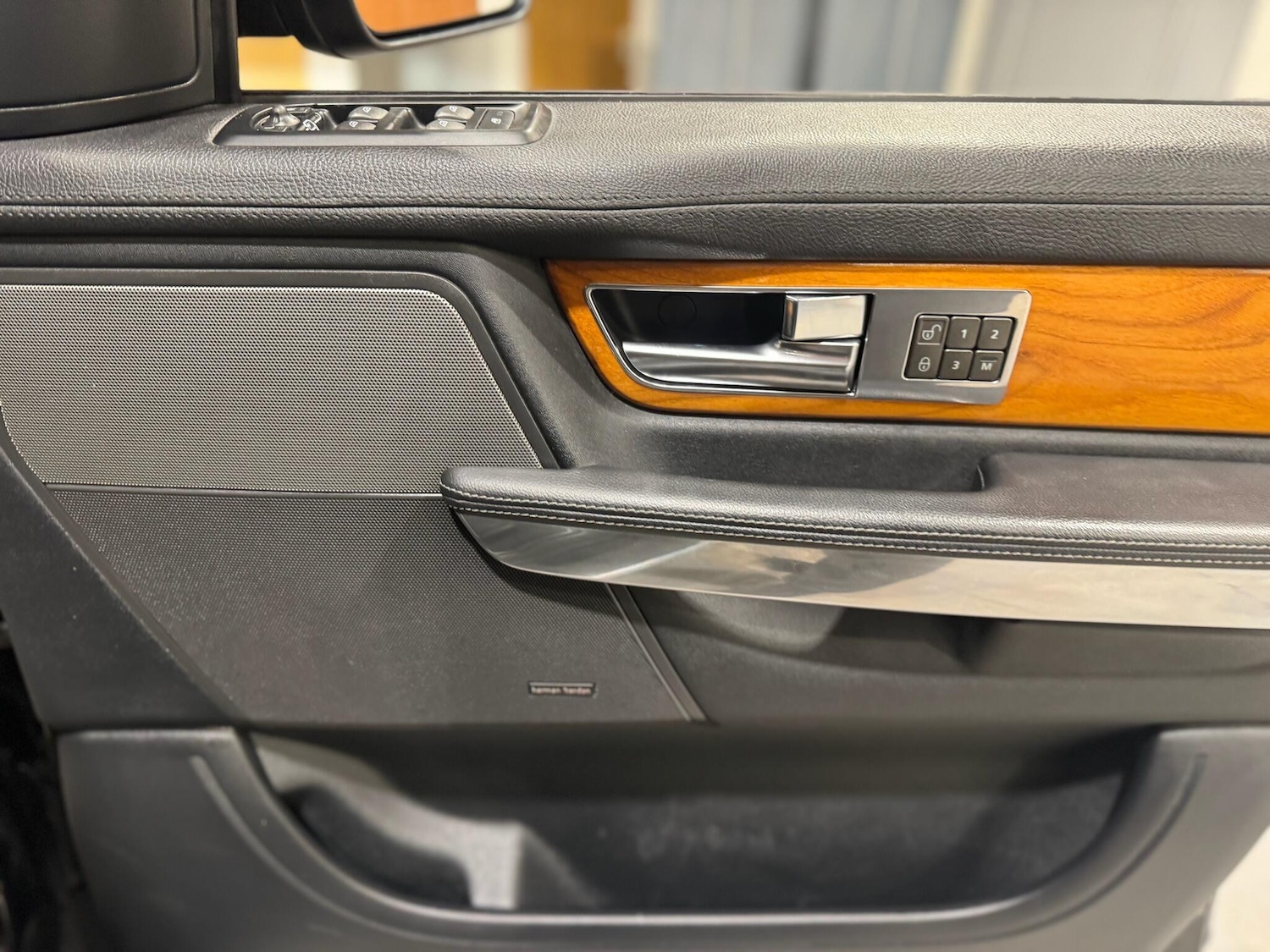 Used Land Rover Range Rover Sport 2011 for sale - 76991551: Photo 15