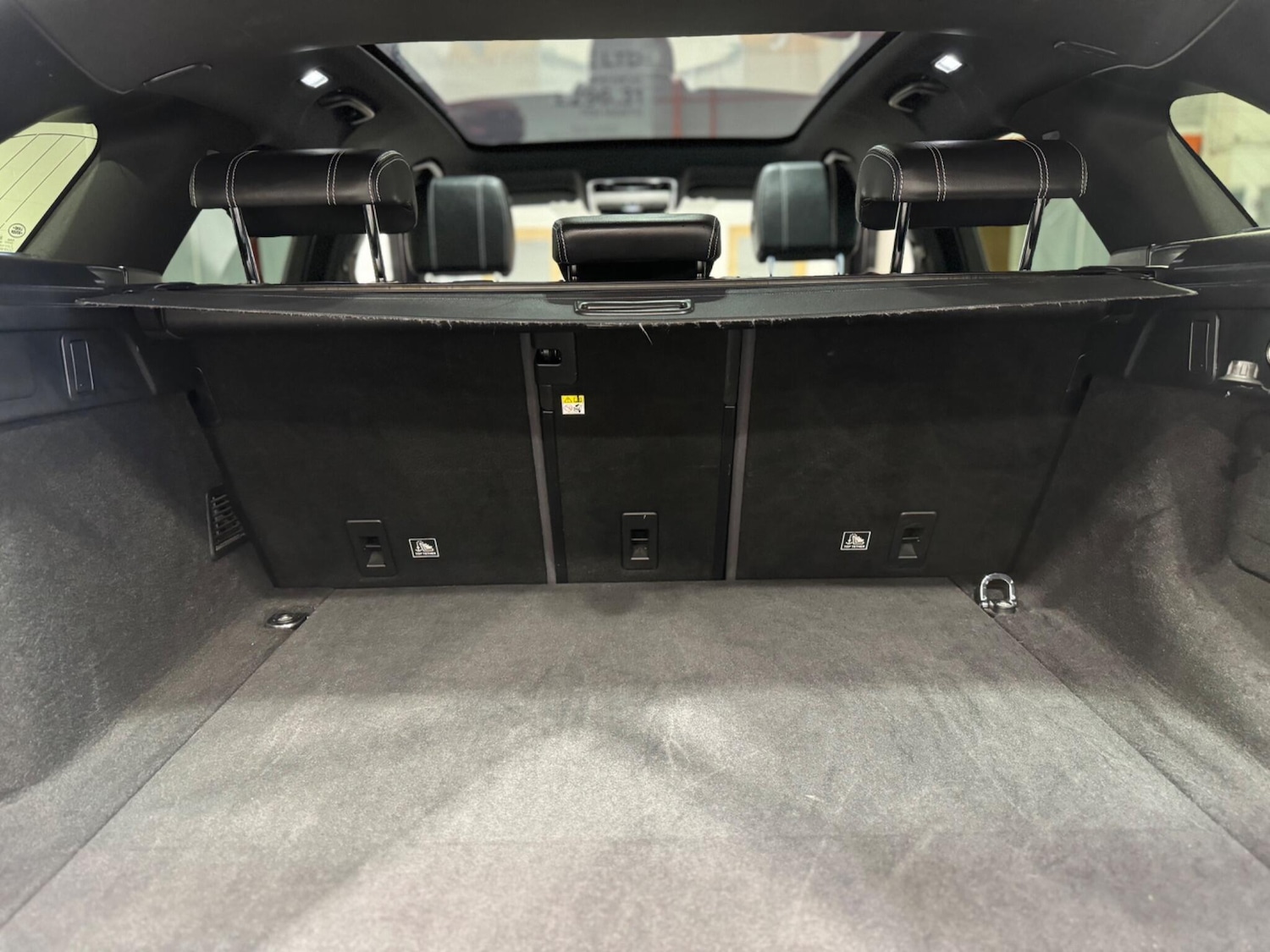 Used Land Rover Range Rover Velar 2018 for sale - 76990041: Photo 21