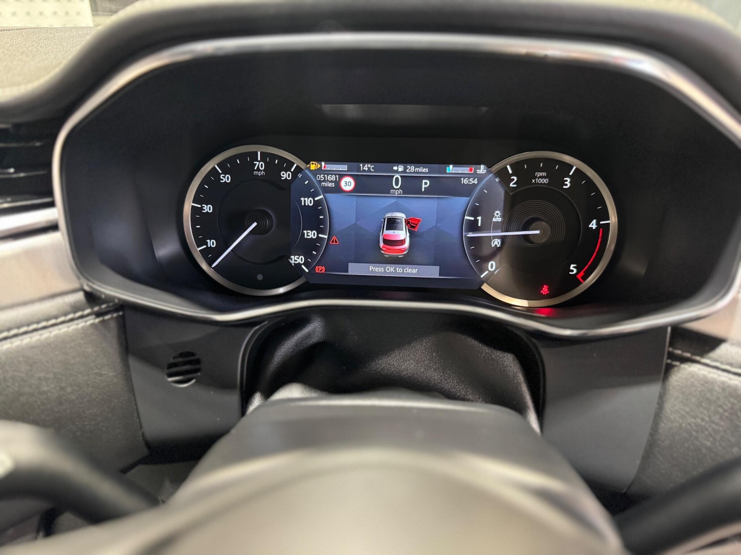 Used Jaguar F-Pace 2022 for sale - 75965144: Photo 15