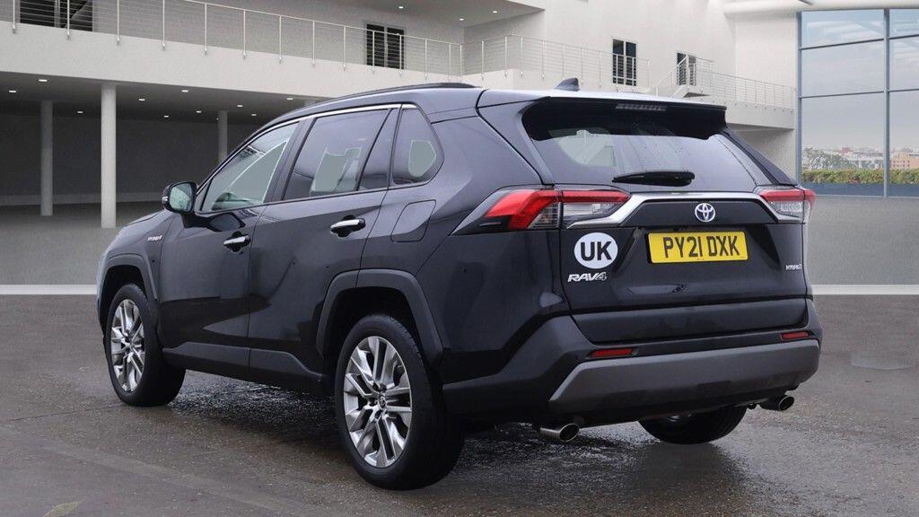 Used Toyota RAV4 2021 for sale - 76326227: Photo 3