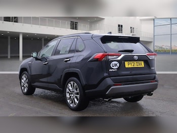 Used Toyota RAV4 2021 for sale - 76326227: Photo