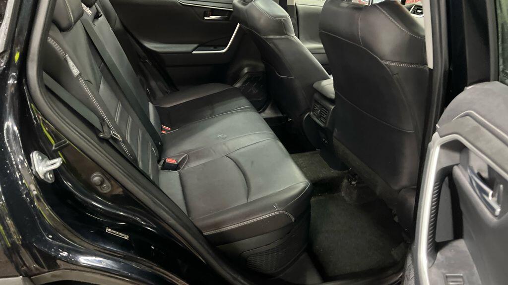 Used Toyota RAV4 2021 for sale - 76326227: Photo 7