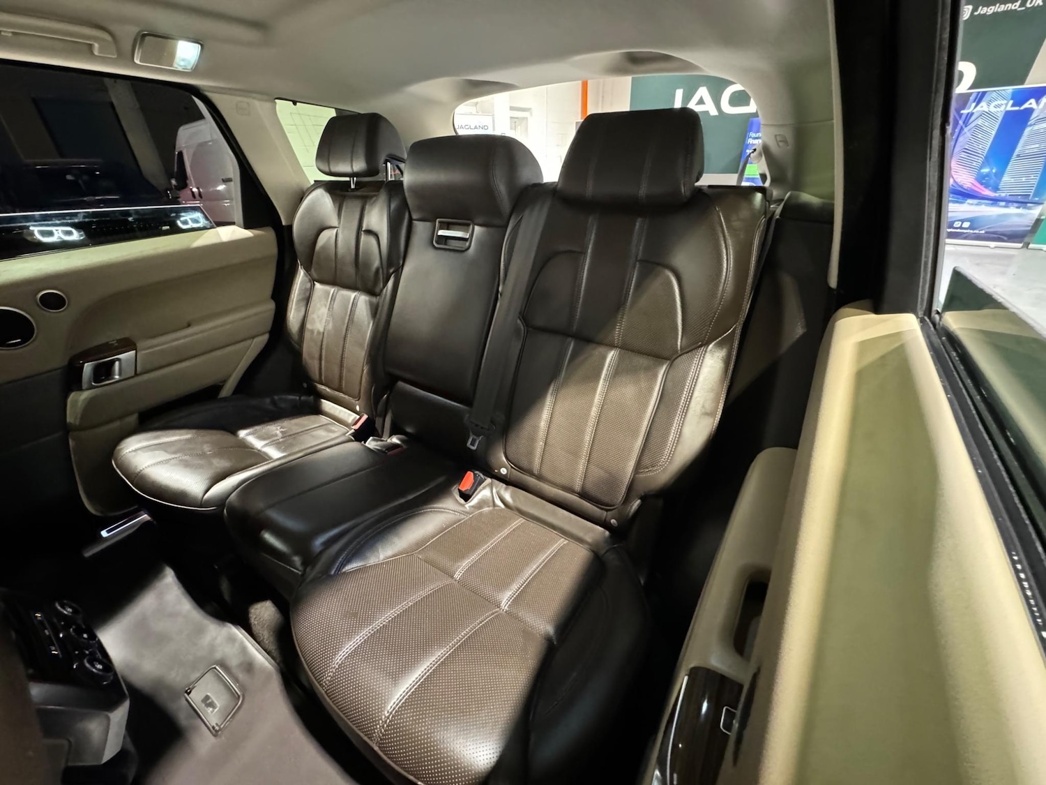 Used Land Rover Range Rover Sport 2016 for sale - 76689906: Photo 17