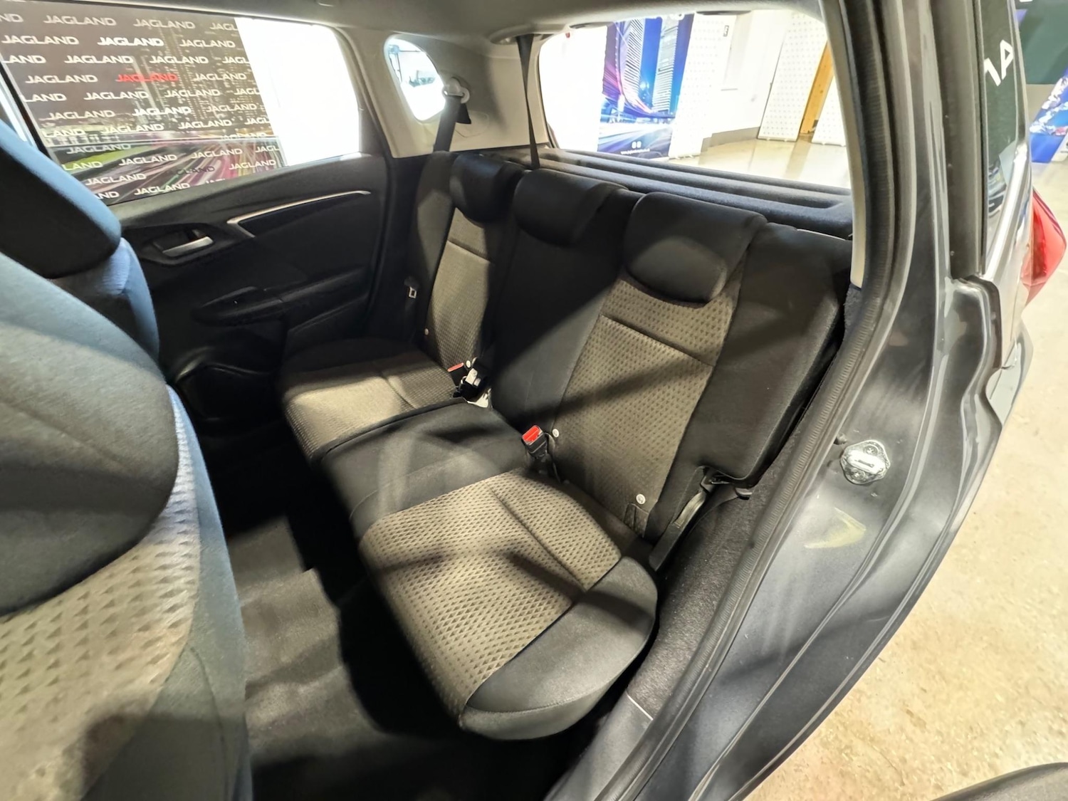 Used Honda Jazz 2018 for sale - 76988121: Photo 17