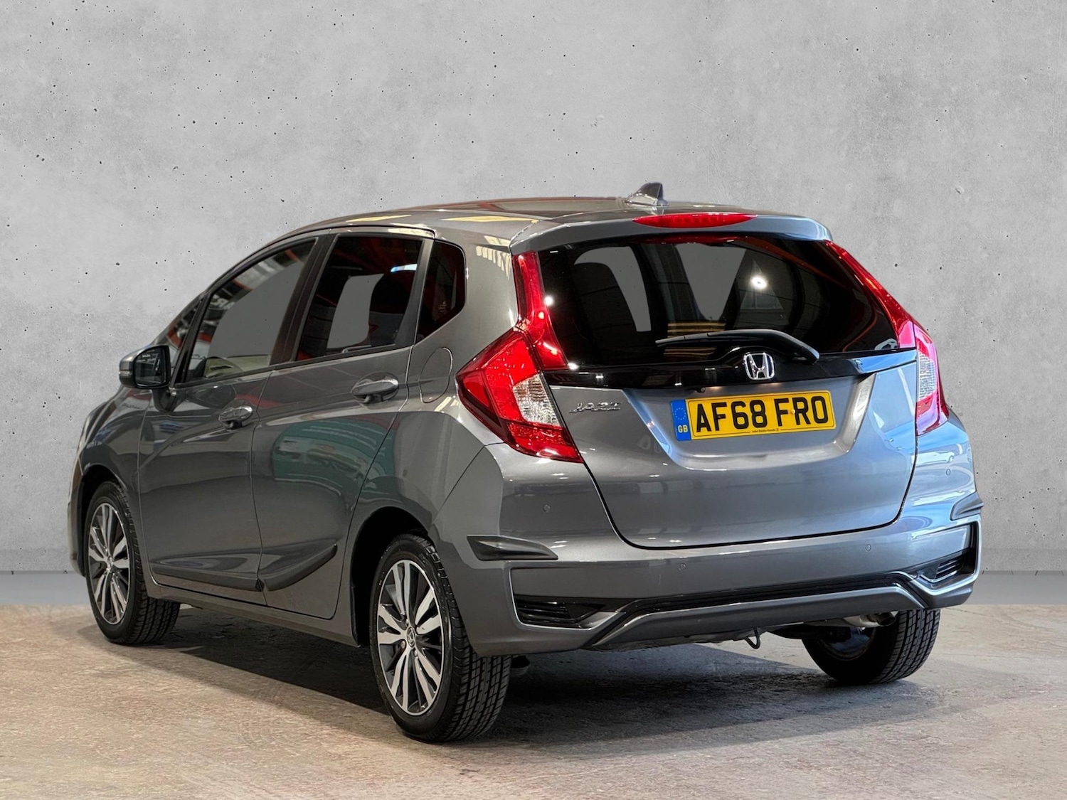 Used Honda Jazz 2018 for sale - 76988121: Photo 5