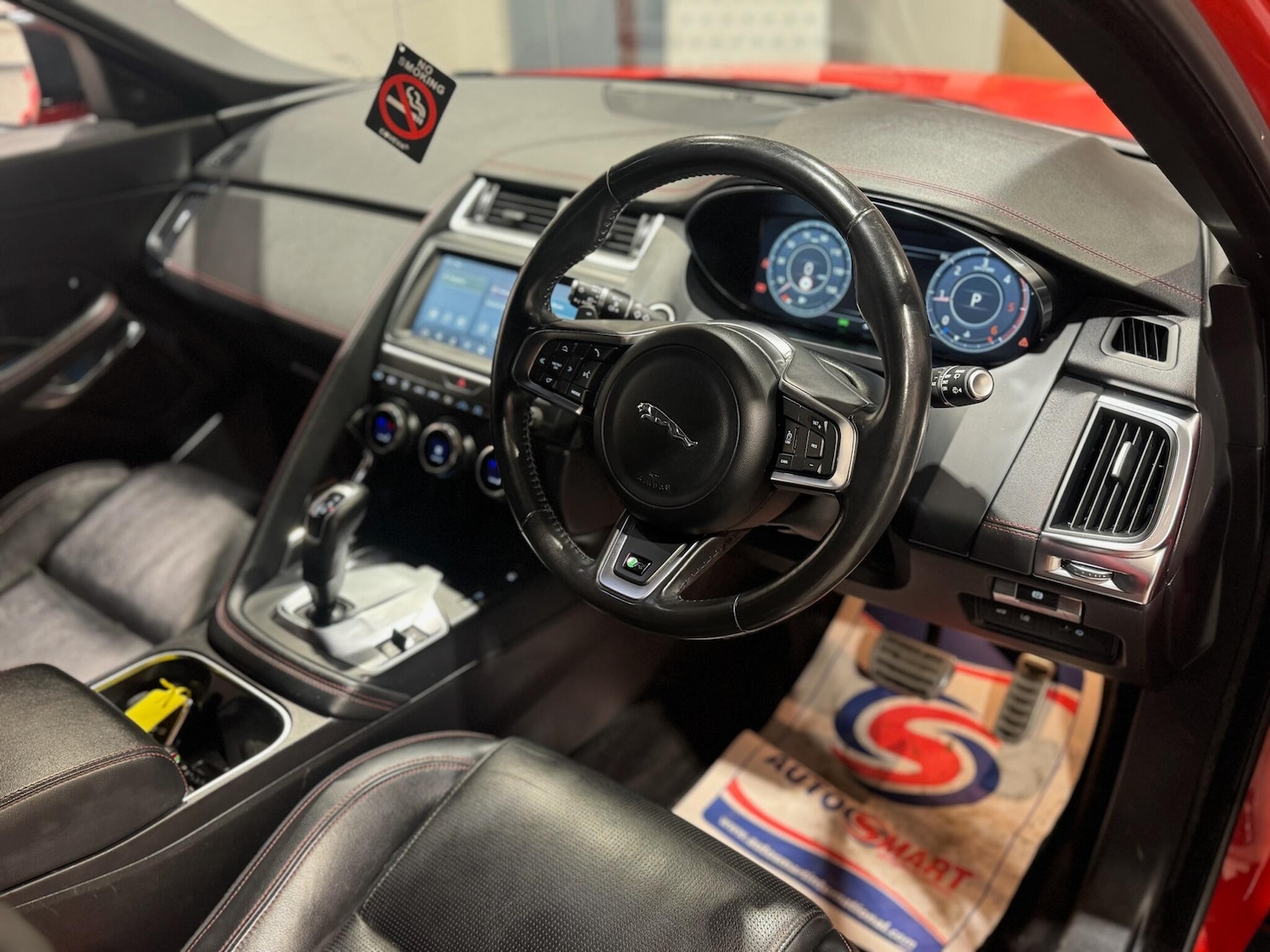 Used Jaguar E-Pace 2019 for sale - 76607267: Photo 8