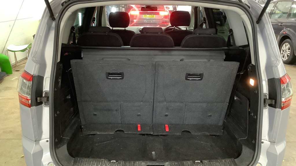 Used Ford S-Max 2011 for sale - 76379597: Photo 11