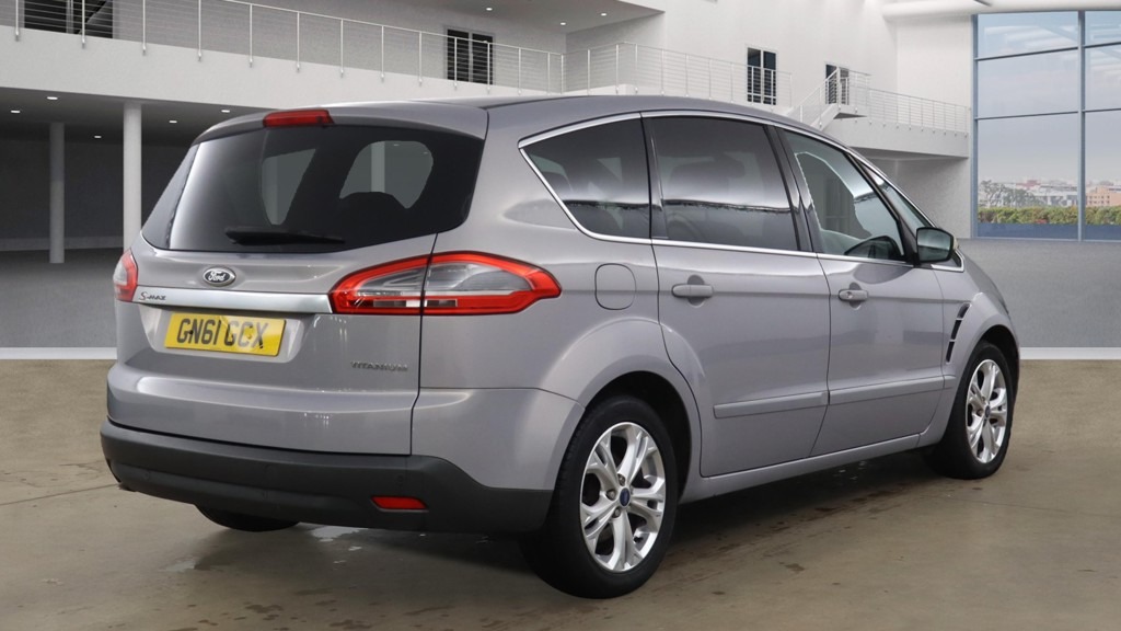 Used Ford S-Max 2011 for sale - 76379597: Photo 4