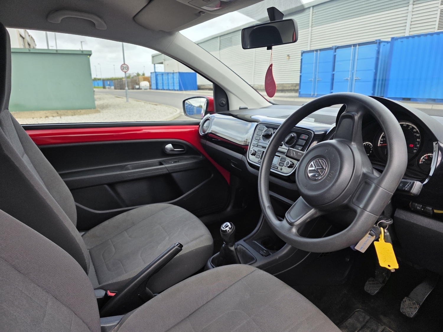 Used Volkswagen up! 2013 for sale - 76174307: Photo 11