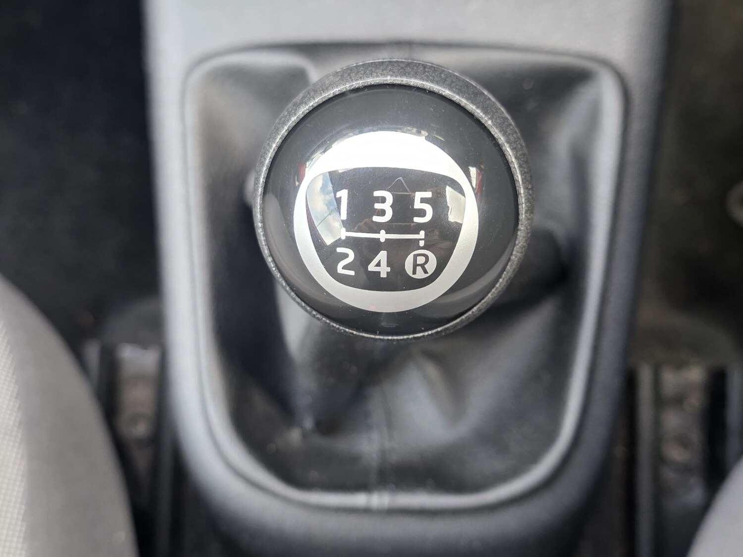 Used Volkswagen up! 2013 for sale - 76174307: Photo 19