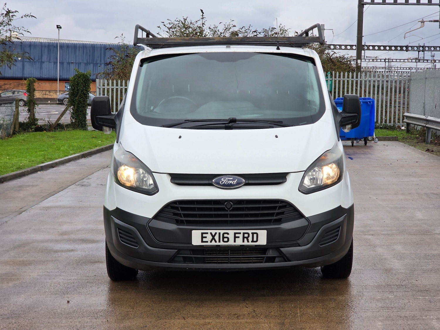 Used Ford Transit Custom 2016 for sale - 76518652: Photo 2