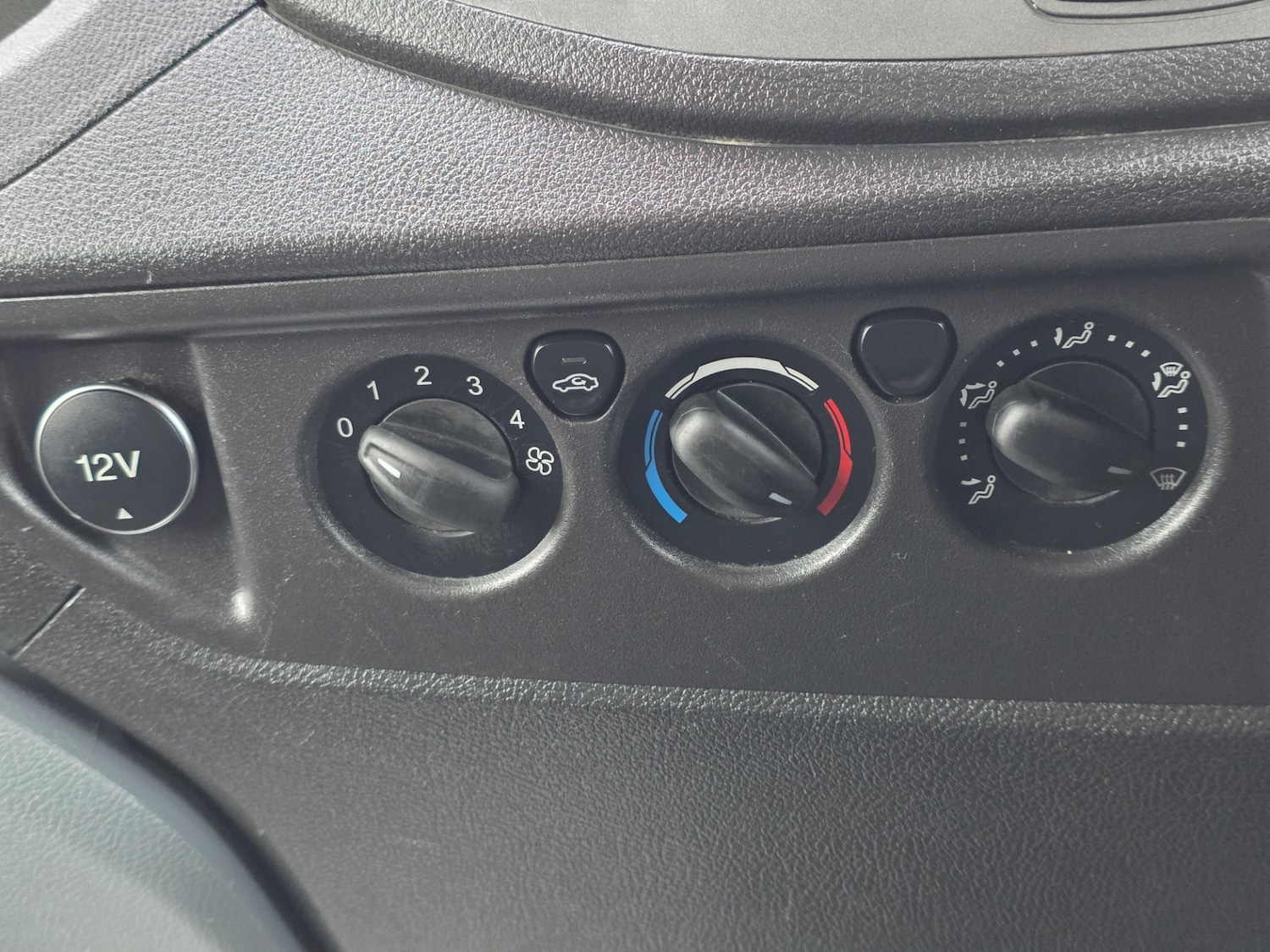 Used Ford Transit 2015 for sale - 77990468: Photo 23