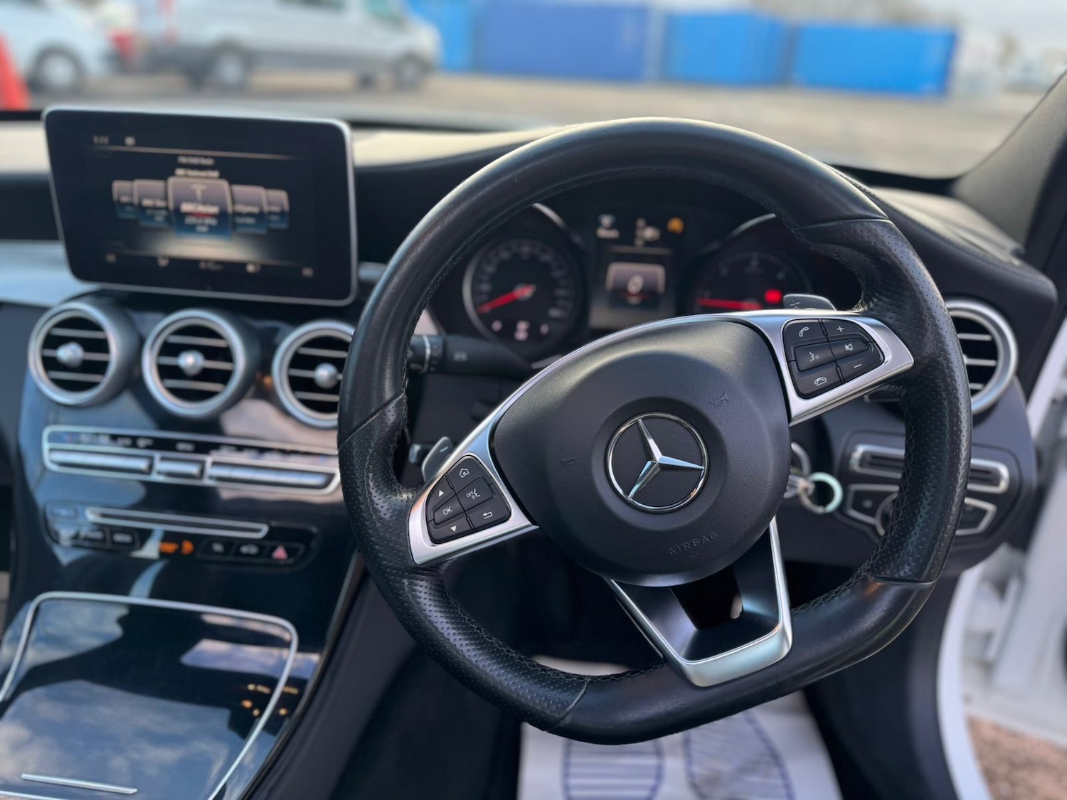 Used Mercedes-Benz C Class 2015 for sale - 77342979: Photo 12