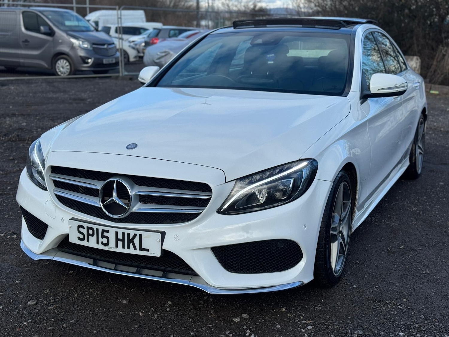 Used Mercedes-Benz C Class 2015 for sale - 77342979: Photo 2