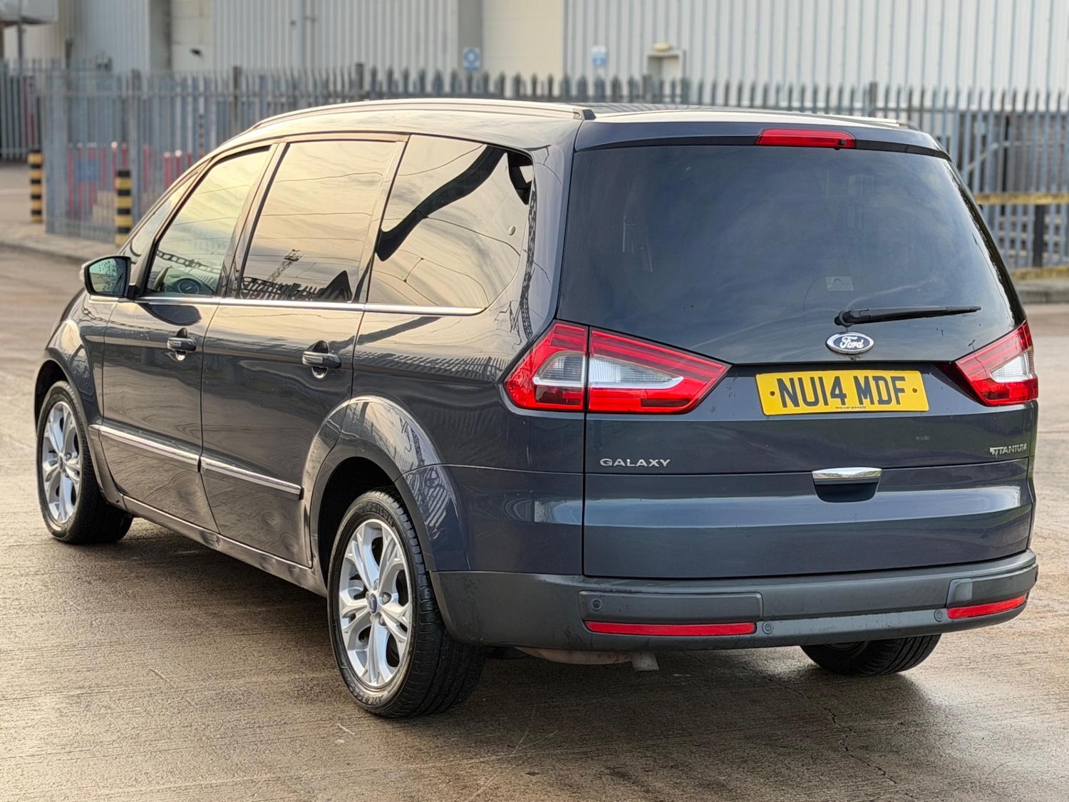 Used Ford Galaxy 2014 for sale - 77014596: Photo 5