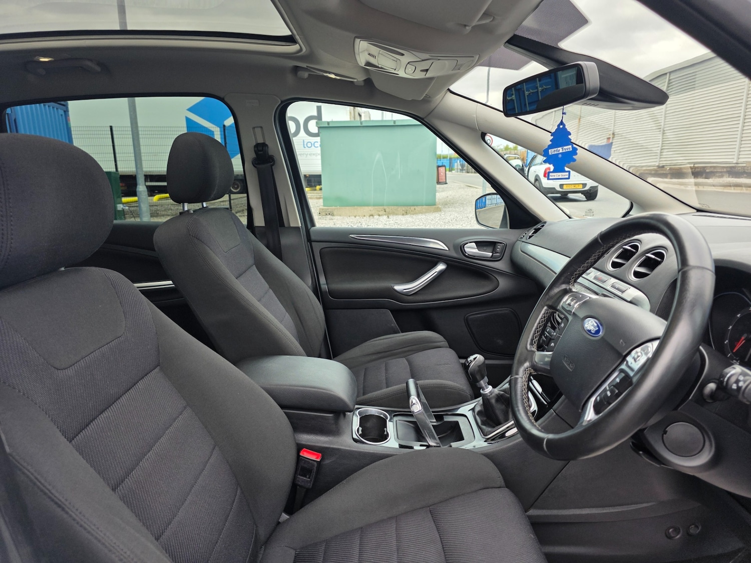 Used Ford S-Max 2012 for sale - 77046228: Photo 16